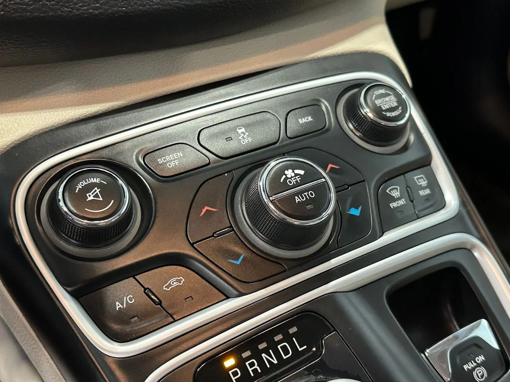 Used 2016 Black Chrysler C image 23