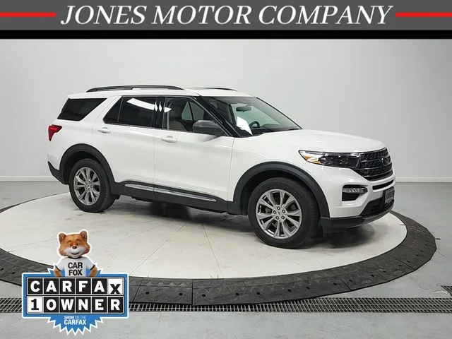 2023 Ford Explorer XLT 4WD's photo