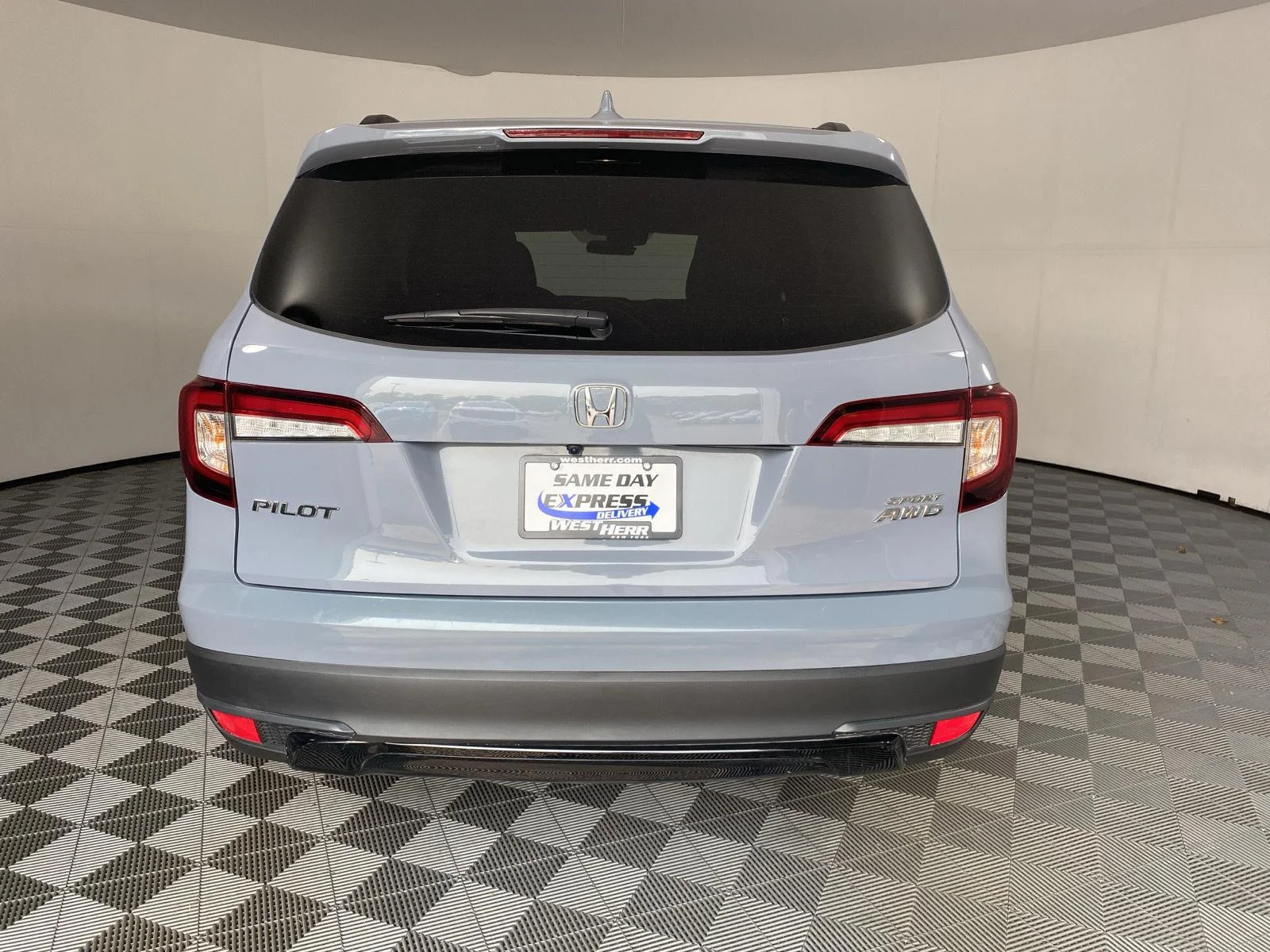 Used 2022 Sonic Gray Pearl Honda Sport image 6
