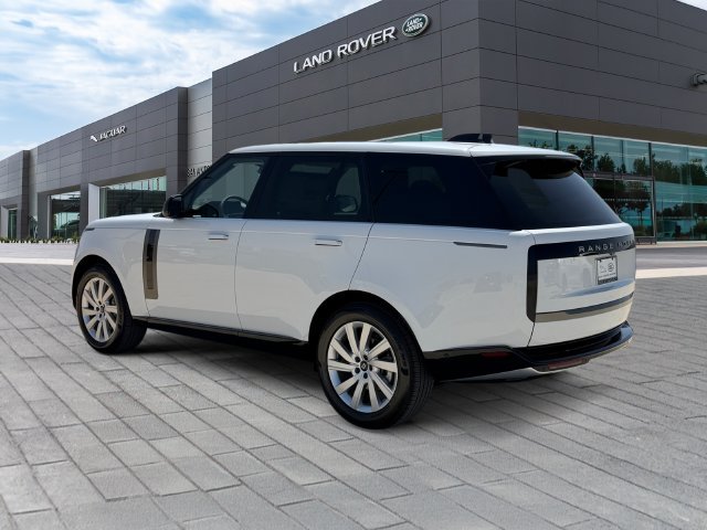 New 2027 Fuji White Land Rover SE image 3