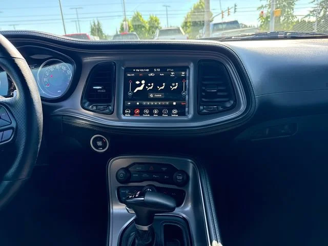 Used 2023 Granite Pearlcoat Dodge R/T image 22