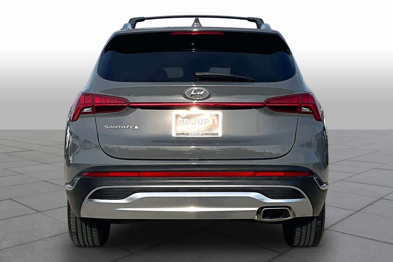 Used 2023 Hampton Gray Hyundai SEL image 5