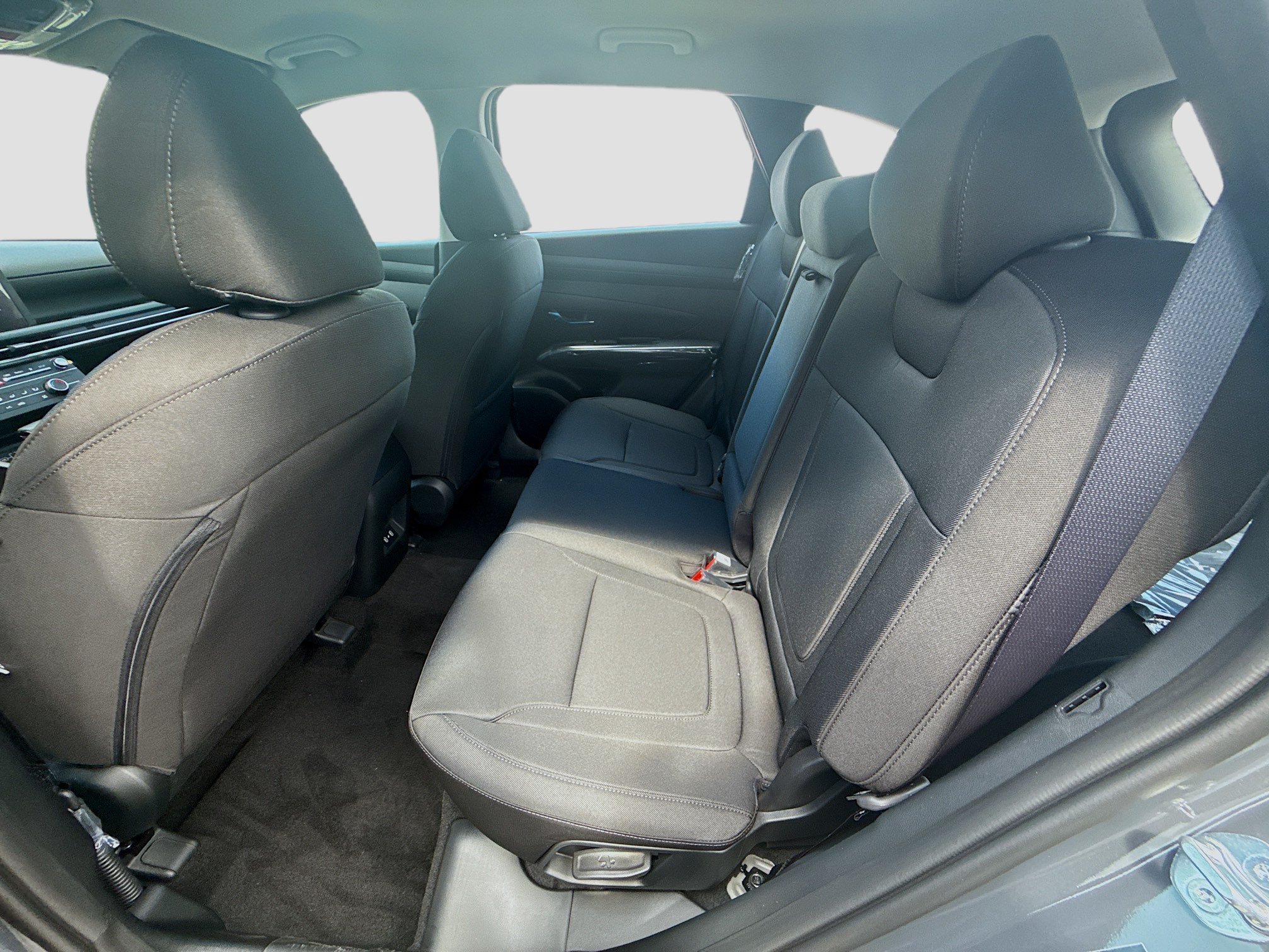 New 2026 Ecotronic Gray Hyundai SE FWD image 41