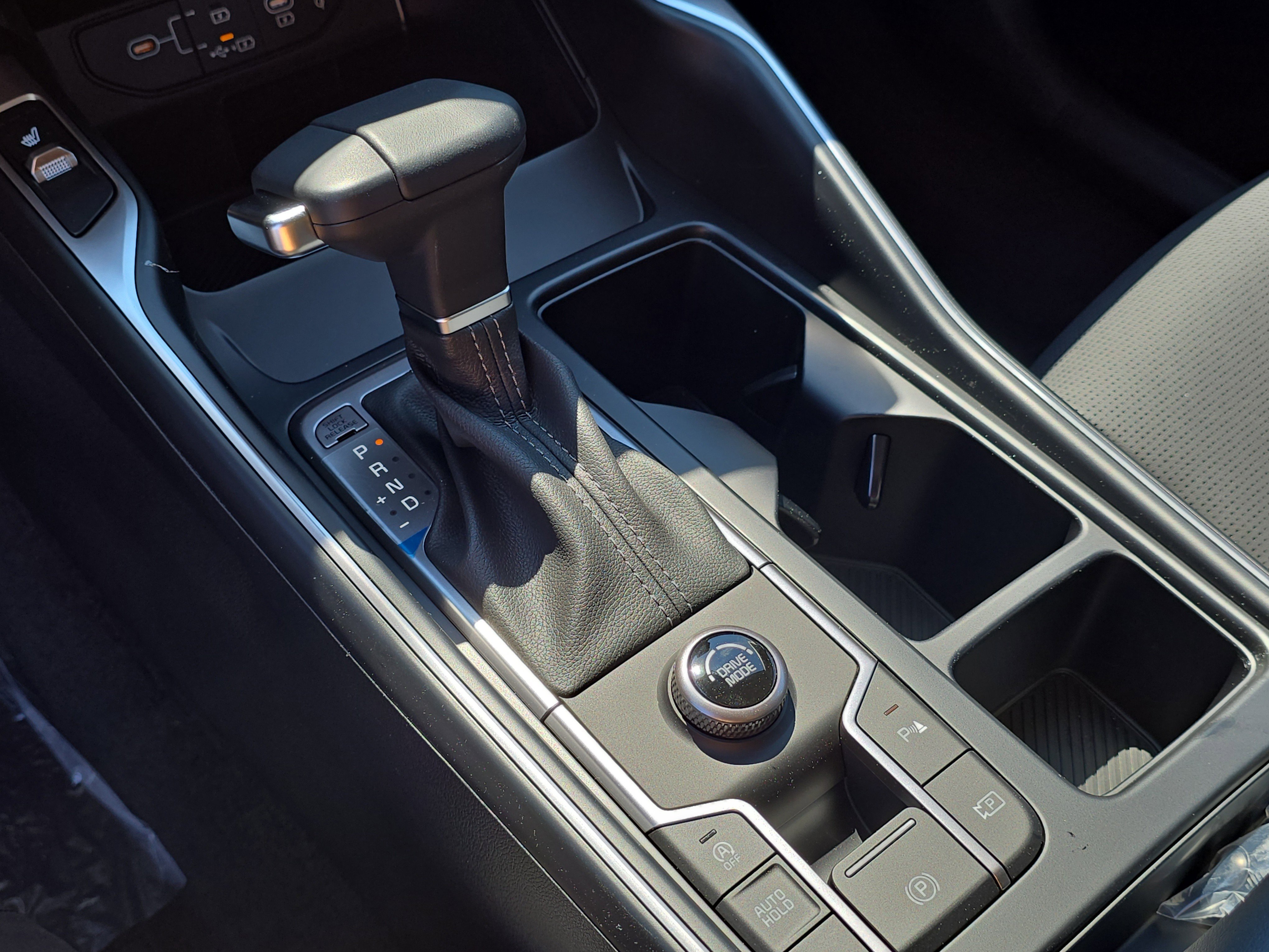 New 2026 Wolf Gray Kia S image 26