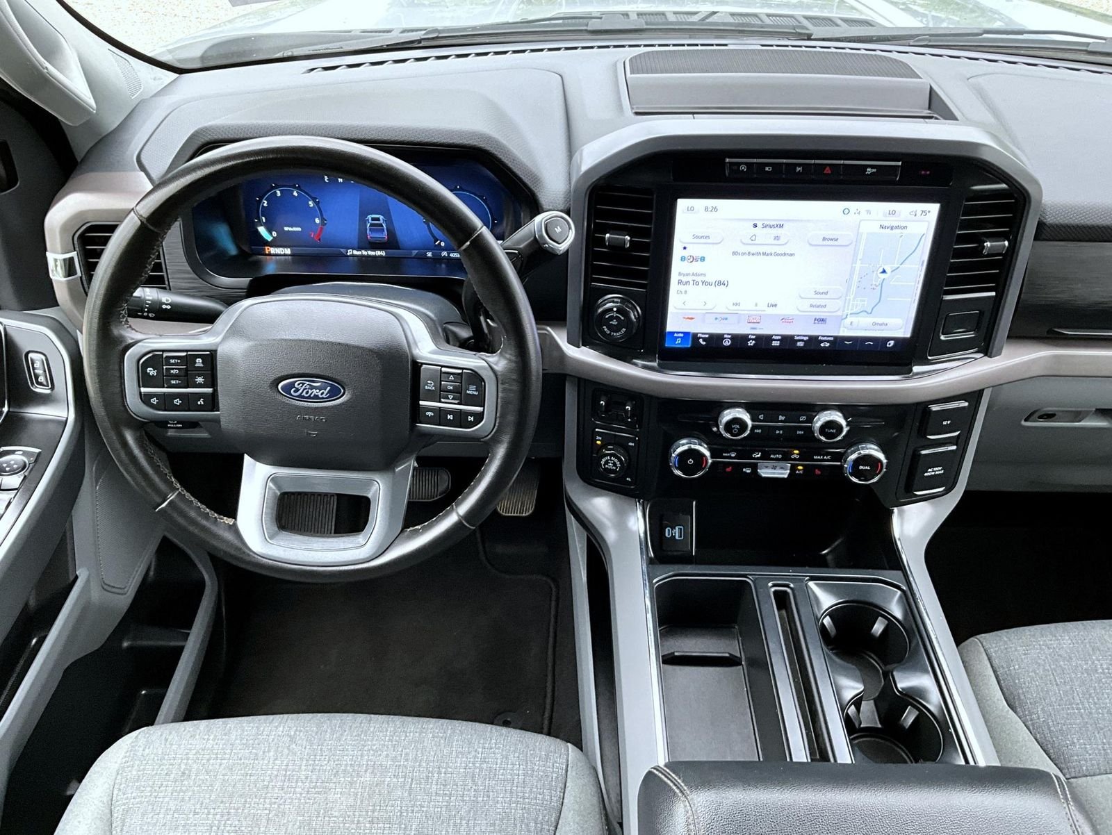 Used 2024 Silver Ford XLT image 13