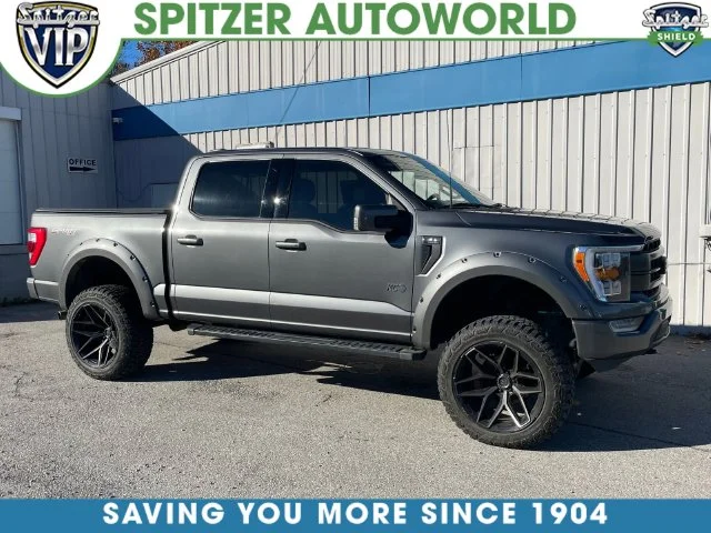 Used 2023 Gray Ford Lariat image 1