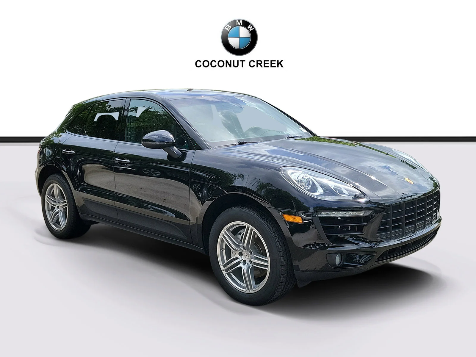2016 Porsche Macan S's photo