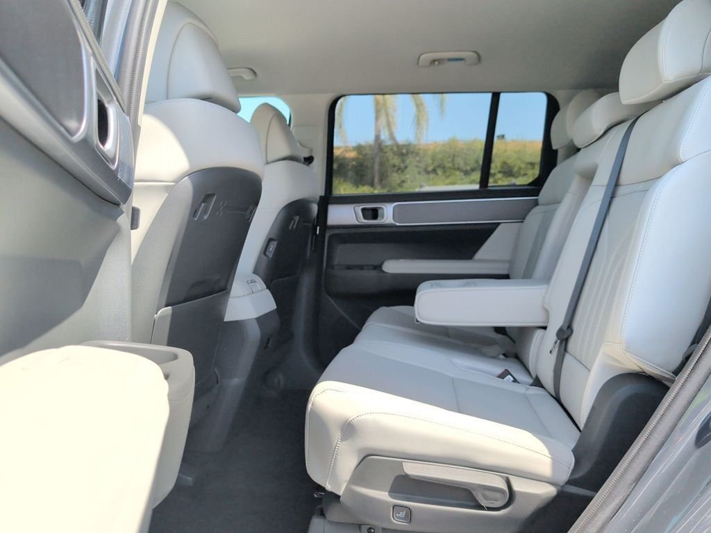 New 2026 Gray Hyundai SEL image 10