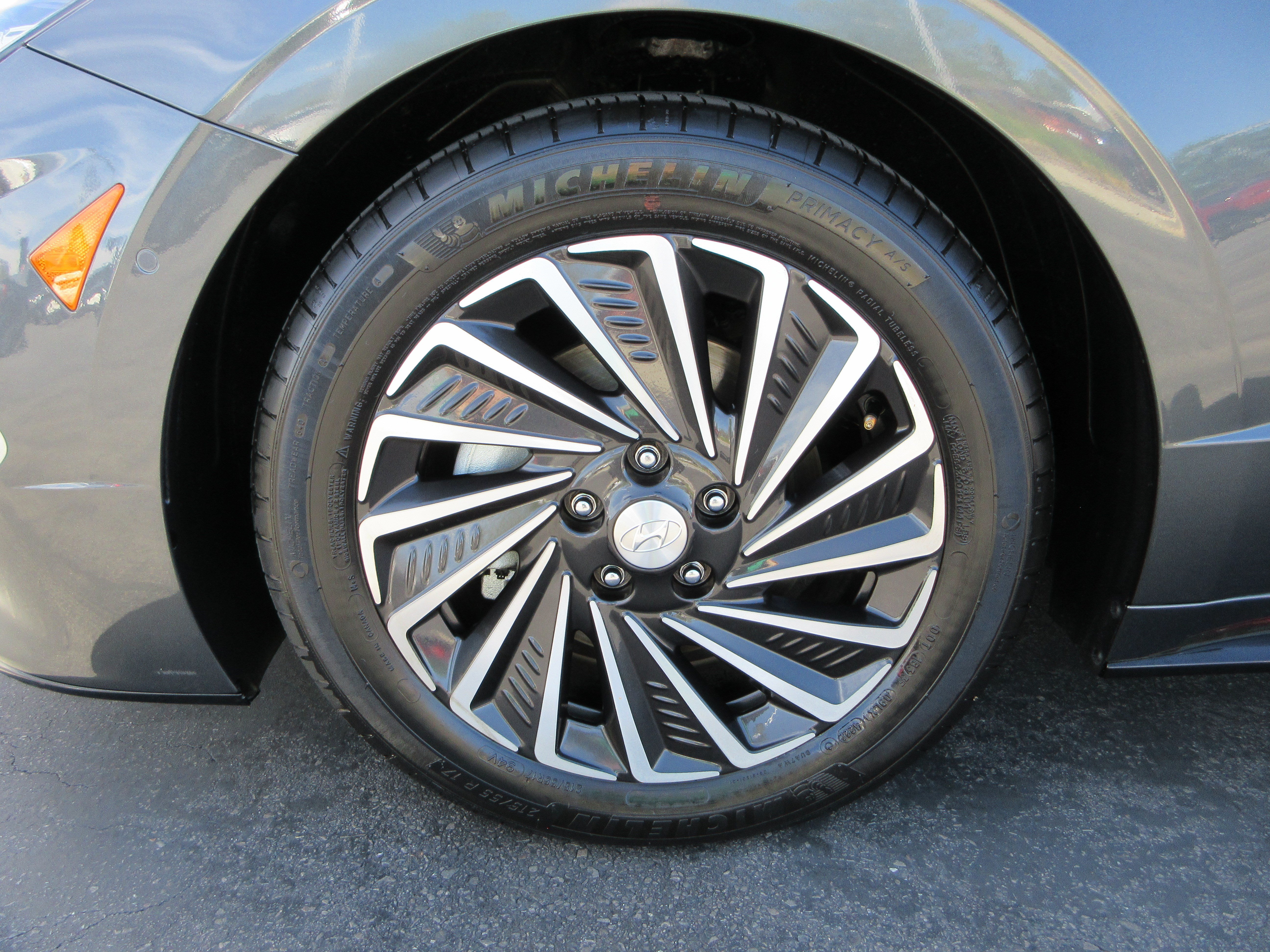 Used 2023 Portofino Gray Hyundai Limited image 54