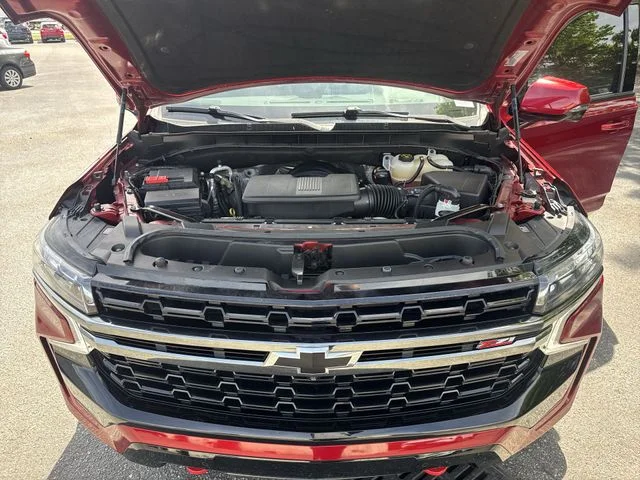 Used 2022 Red Chevrolet Z71 image 35