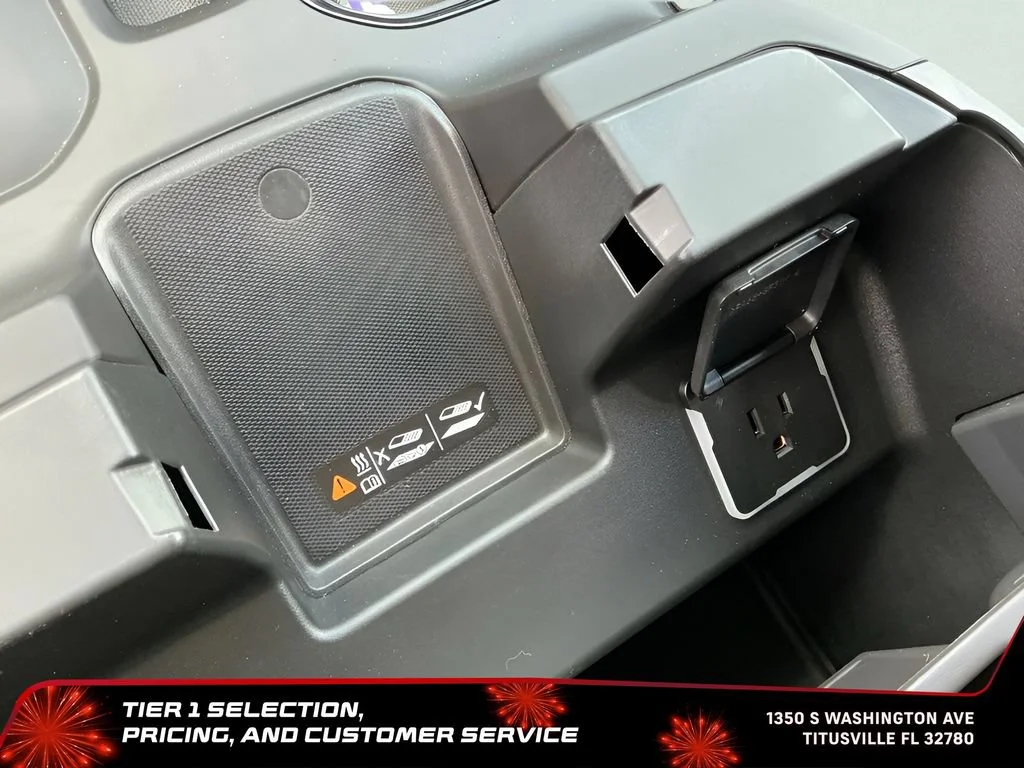 Certified Used 2023 Sterling Metallic GMC AT4 image 43
