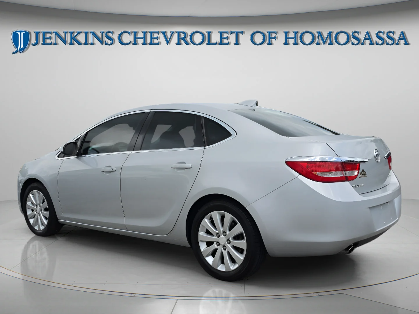 Used 2015 Quicksilver Metallic Buick Base image 8