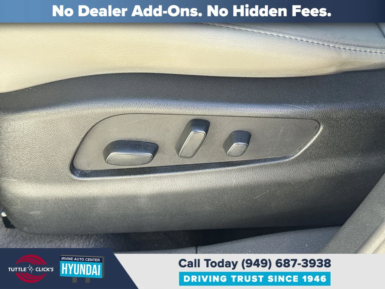 Used 2020 CRYSTAL WHITE TRI CADILLAC TRUCK AWD PREMIUM LUXUR image 33