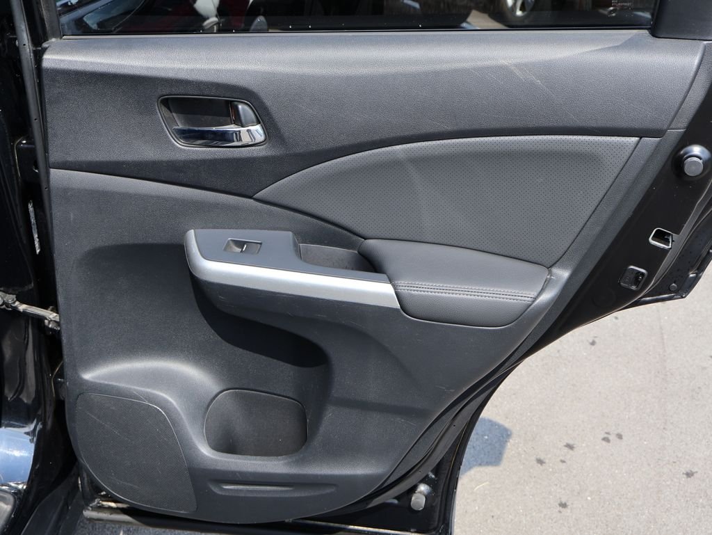 Used 2016  Honda Touring image 14