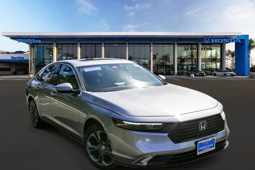 Certified Used 2023 Lunar Silver Metallic Honda 1.5T EX BD image 29
