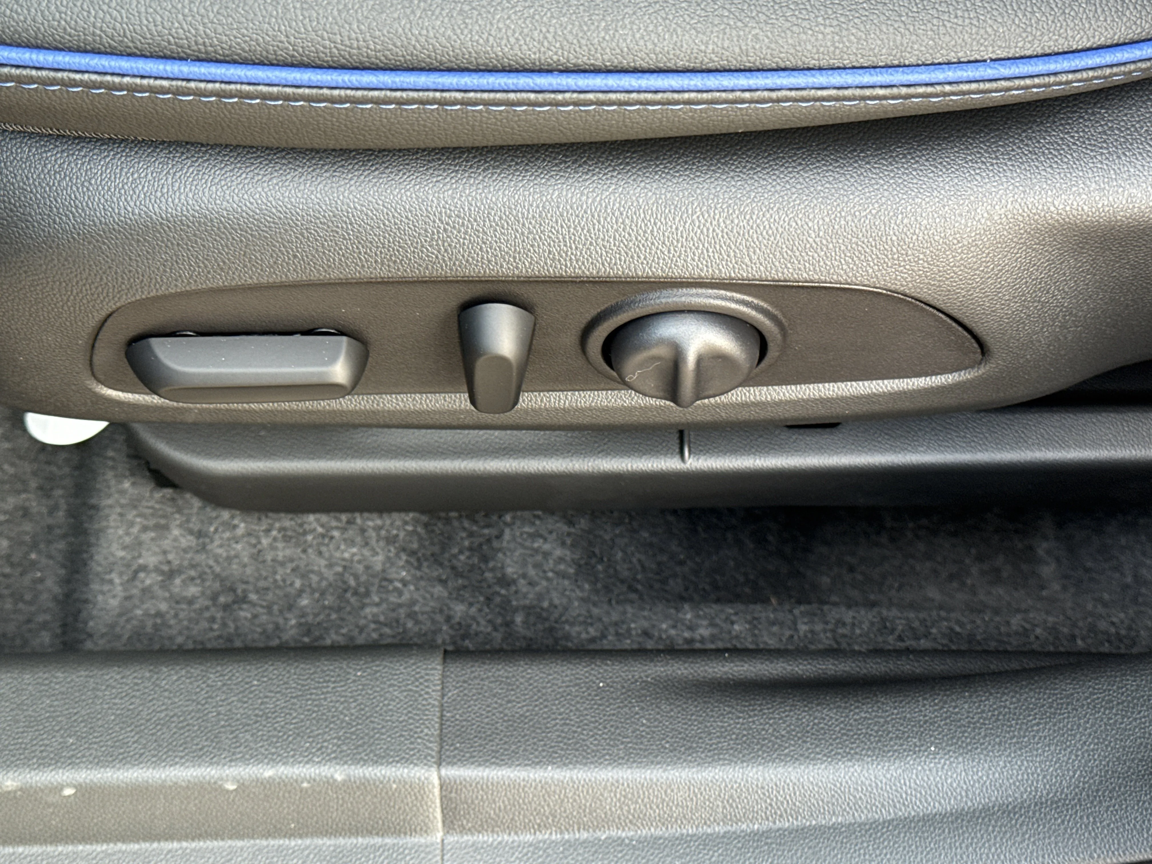 New 2026 Ebony Twilight Metallic Buick Sport Touring image 15