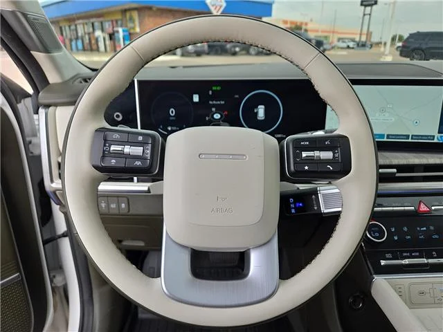 Used 2025 Serenity White Hyundai Calligraphy (DCT) Front-Wheel Drive image 18