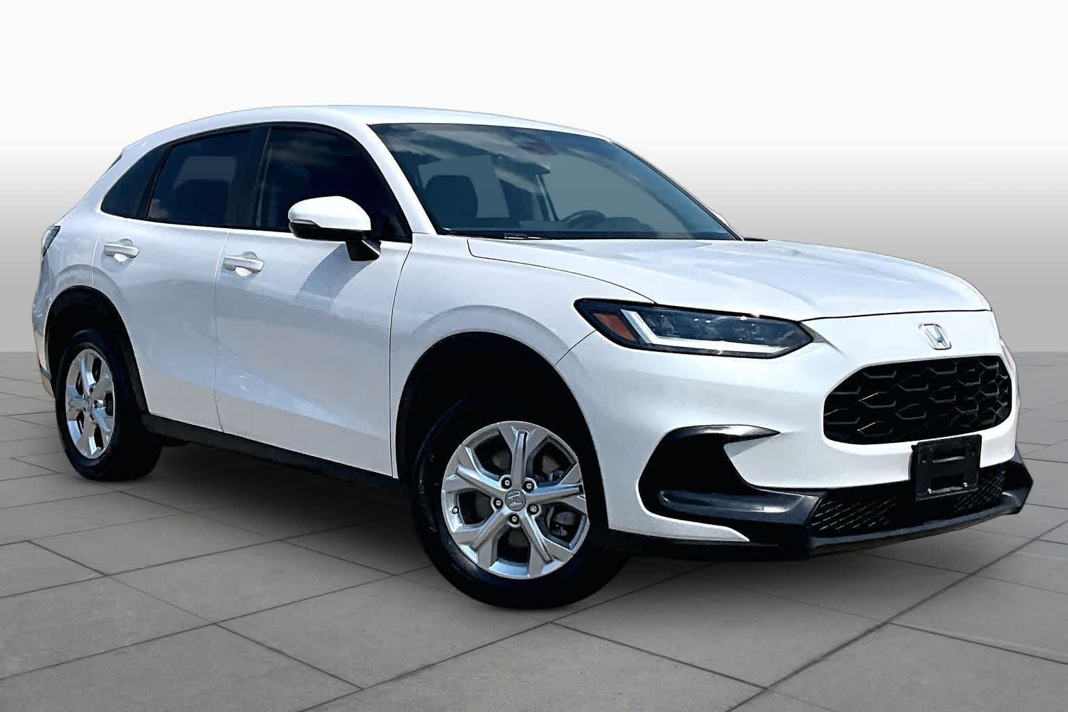 Used 2025 Platinum White Pearl Honda LX image 3
