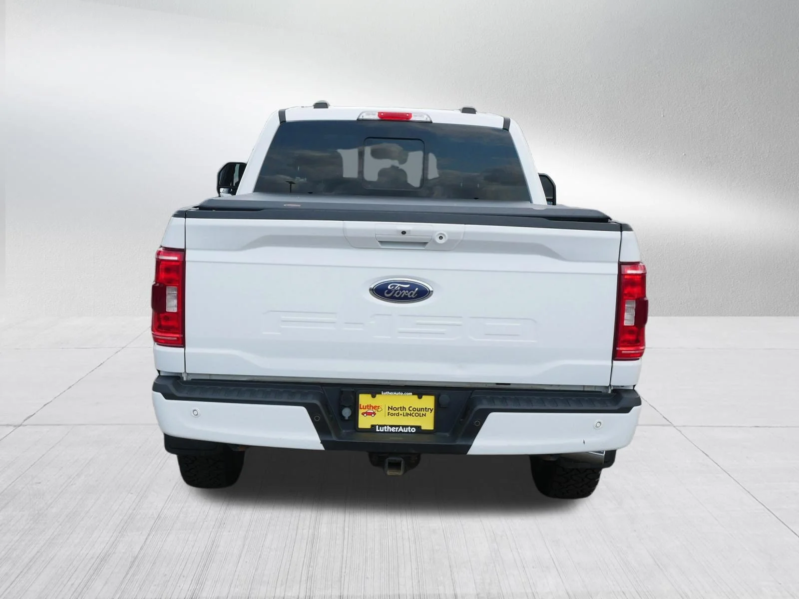 Certified Used 2021 Oxford White Ford XLT image 6