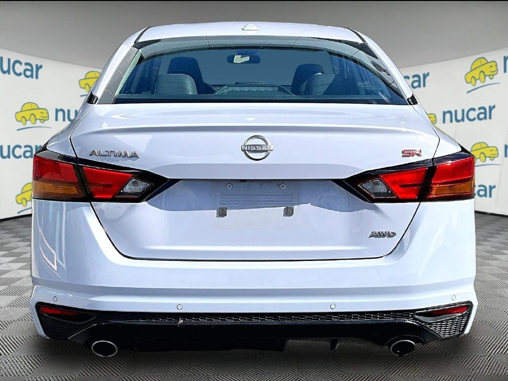 Used 2024 Gray Nissan 2.5 SR image 6
