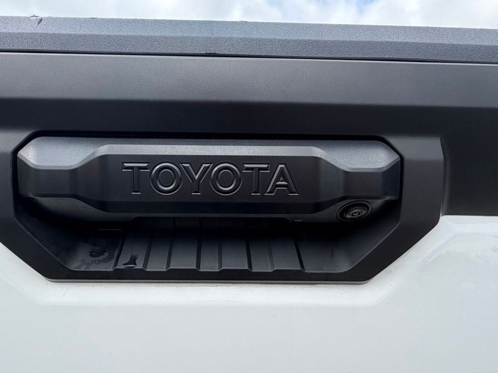 Used 2023 Ice Toyota SR5 image 45
