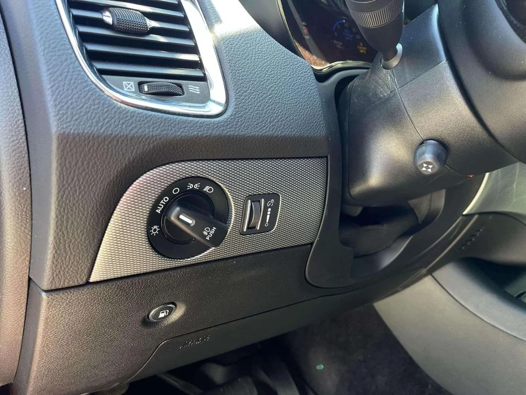 Used 2019 Octane Red Pearlcoat Dodge R/T image 17
