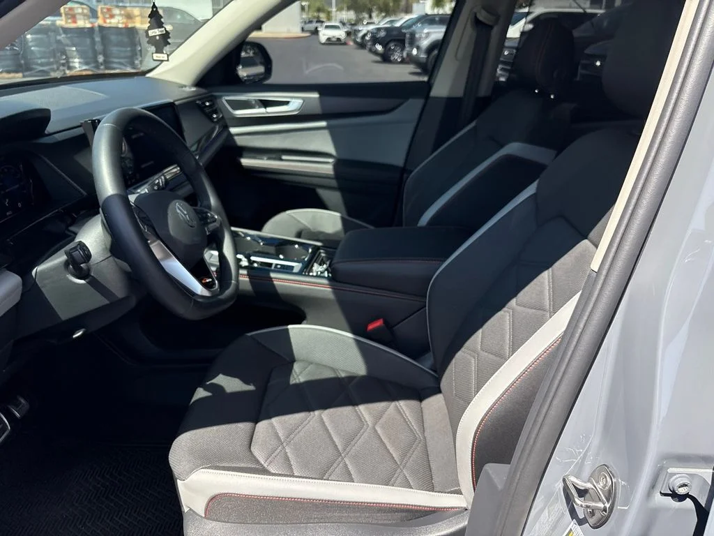 Used 2025 Pure Gray Volkswagen 2.0T Peak Edition image 7