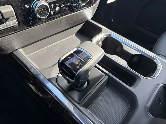 New 2026 Summit White GMC Elevation image 26