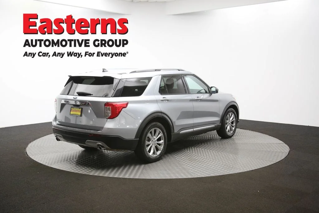Used 2024 Silver Ford Limited image 41