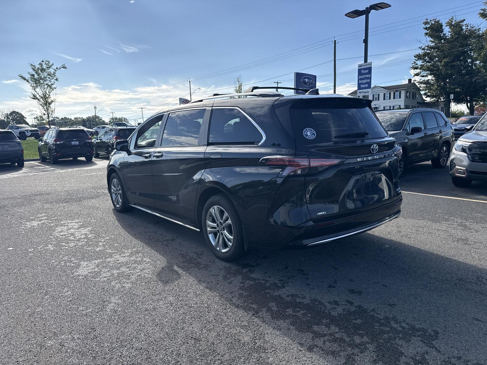 Used 2022 Midnight Black Metallic Toyota Platinum 7-Passenger image 5
