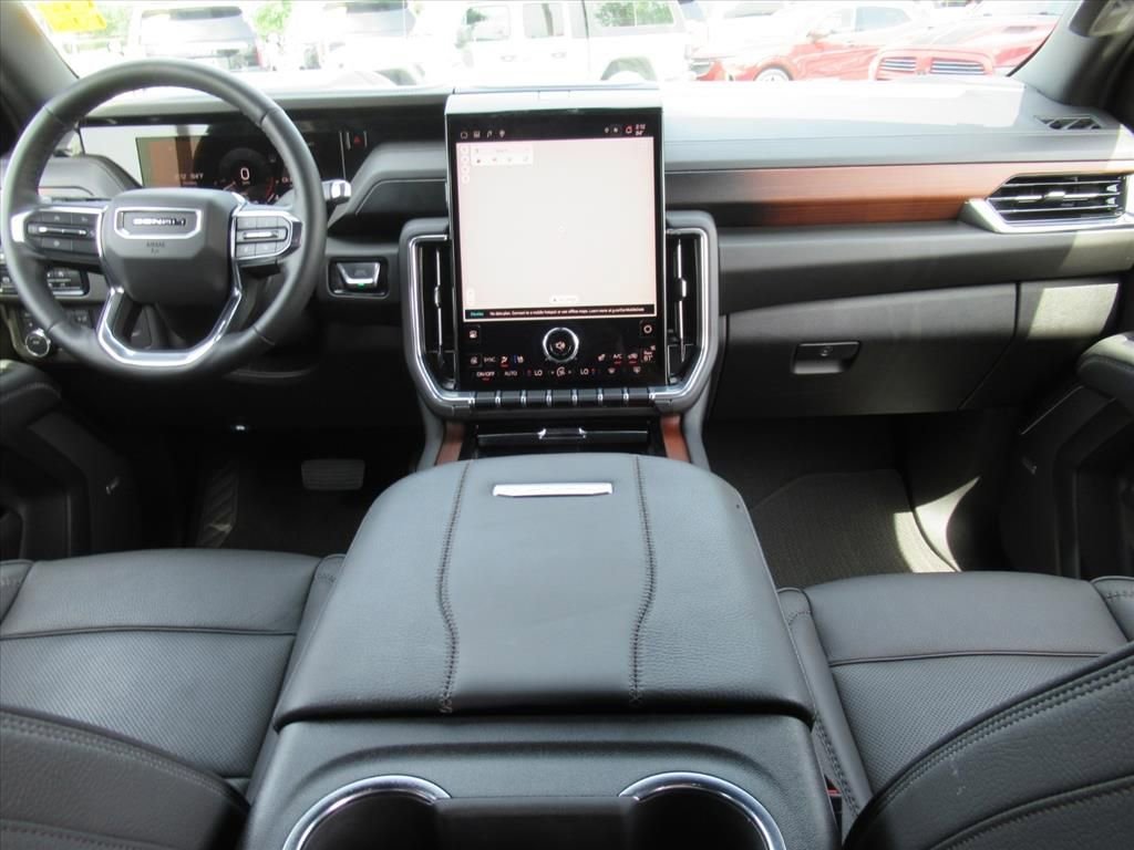 Used 2025 Sterling Metallic GMC Denali image 12