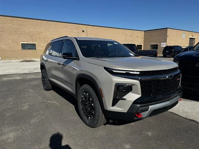 2027 Chevrolet Traverse Z71 - Photo 7