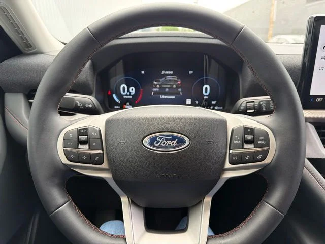 New 2026 Agate Black Metallic Ford Active image 8