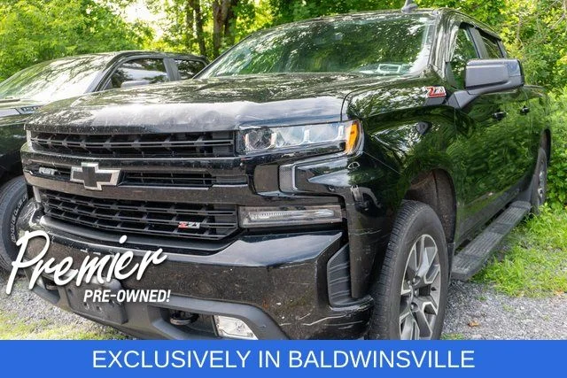 Used 2022 Black Chevrolet RST image 1
