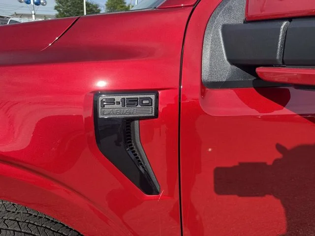 Used 2025 Red Ford Lariat image 10