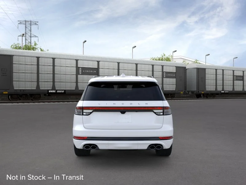 New 2026 Pristine White Metallic Tri-Coat Lincoln Reserve® image 5