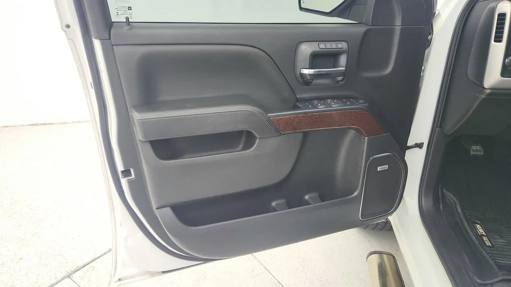 Used 2018 SUMMIT WHITE GMC SLT image 21