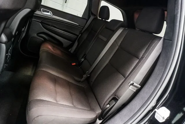 Used 2022 Black Jeep Laredo E image 9