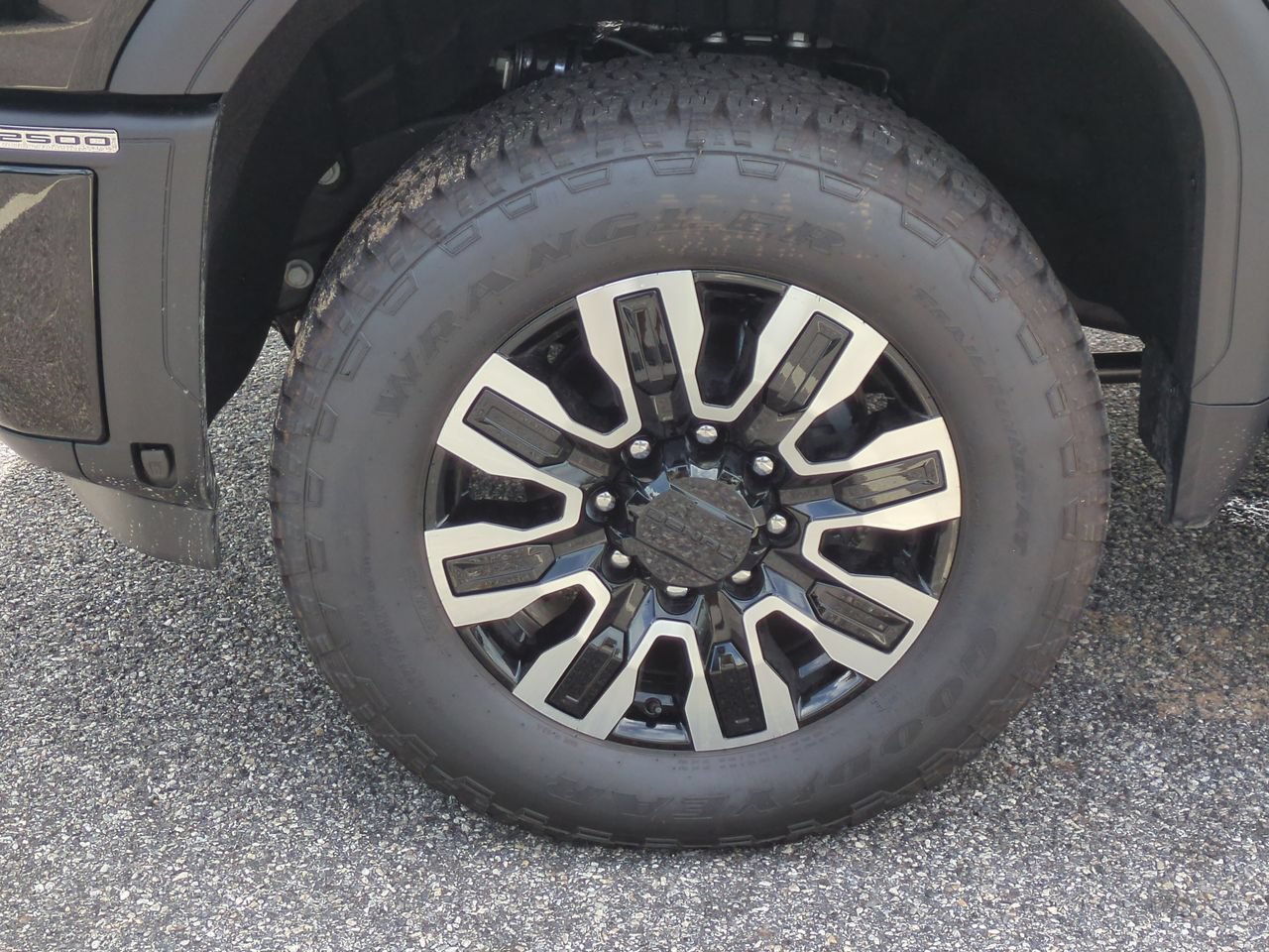 New 2026 Onyx Black GMC Denali Ultimate image 34