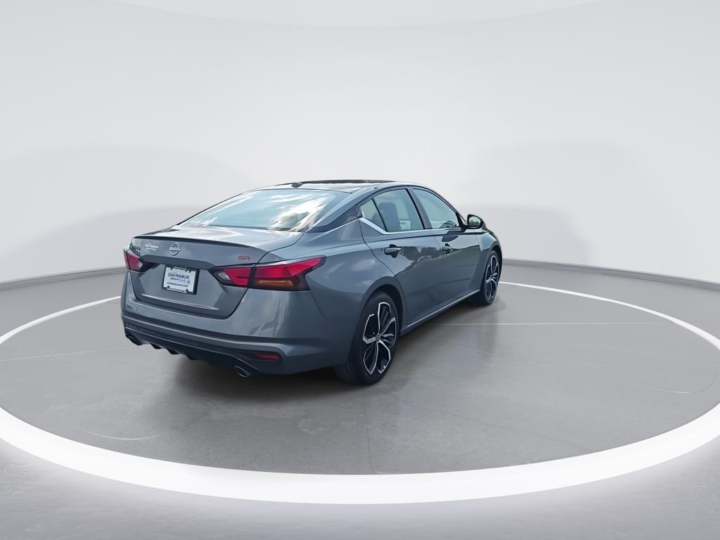 Used 2024 Gray Nissan 2.5 SR image 8