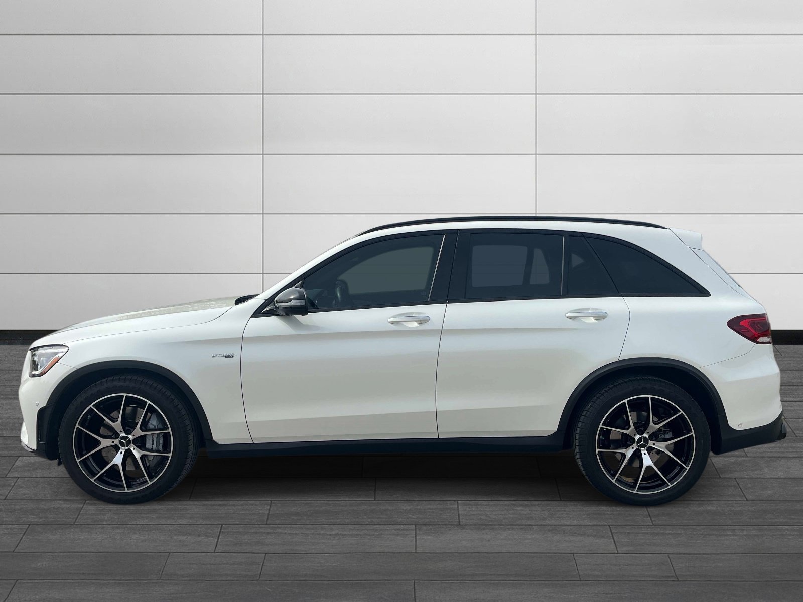 Certified Used 2022 MANUFAKTUR Diamond White Metallic Mercedes-Benz GLC 43 AMG® image 6