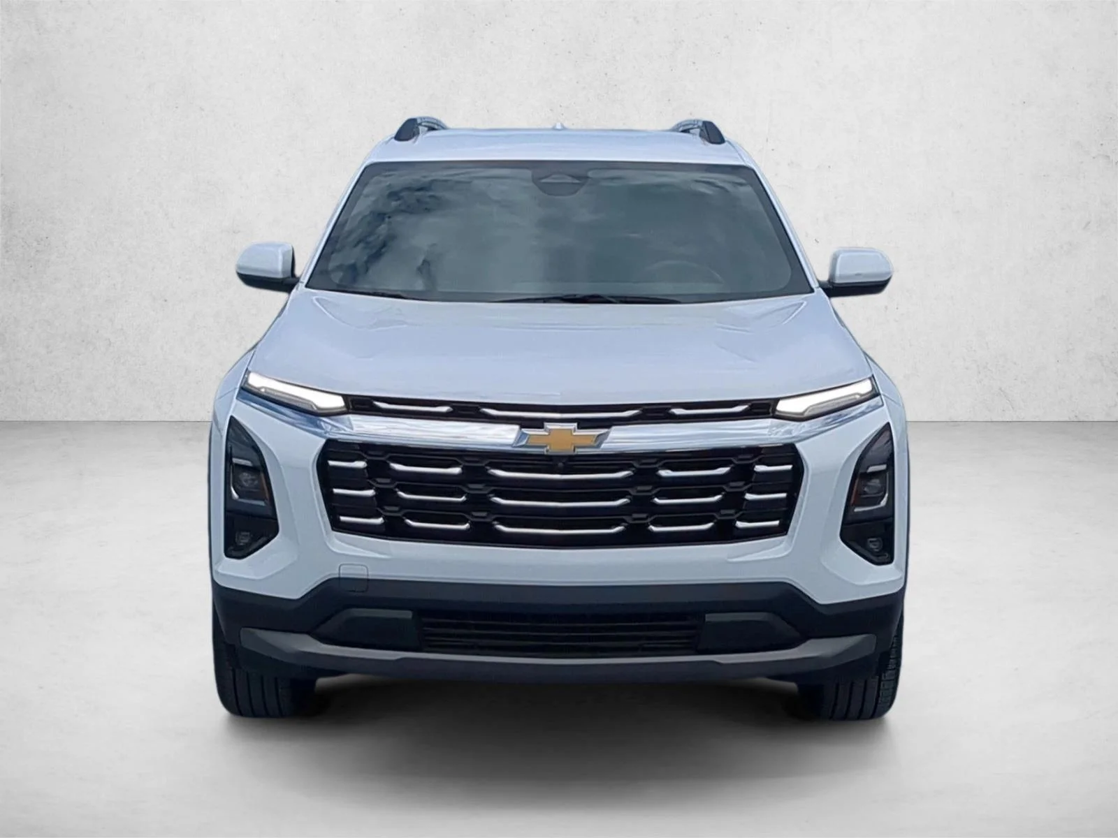 Used 2025 Summit White Chevrolet AWD LT image 2
