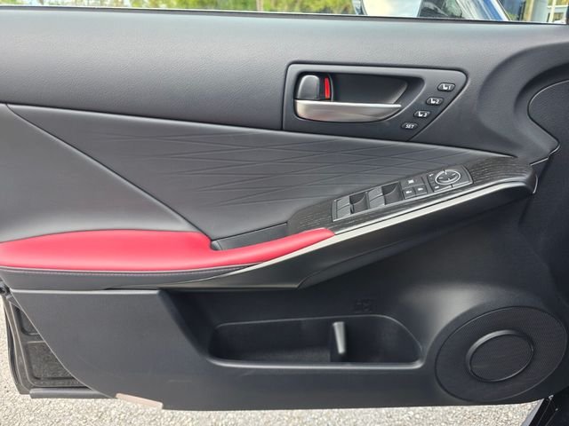 2025 Lexus IS 300 - Photo 24