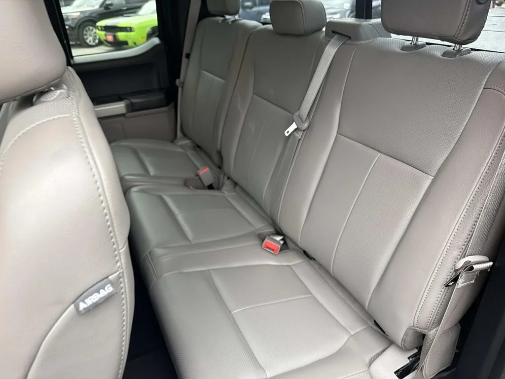 Used 2018 Blue Jeans Metallic Ford Lariat image 14