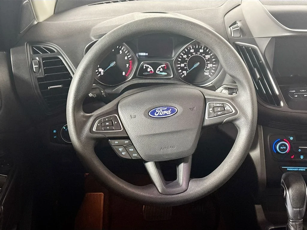 Used 2019 Gray Ford SE image 13