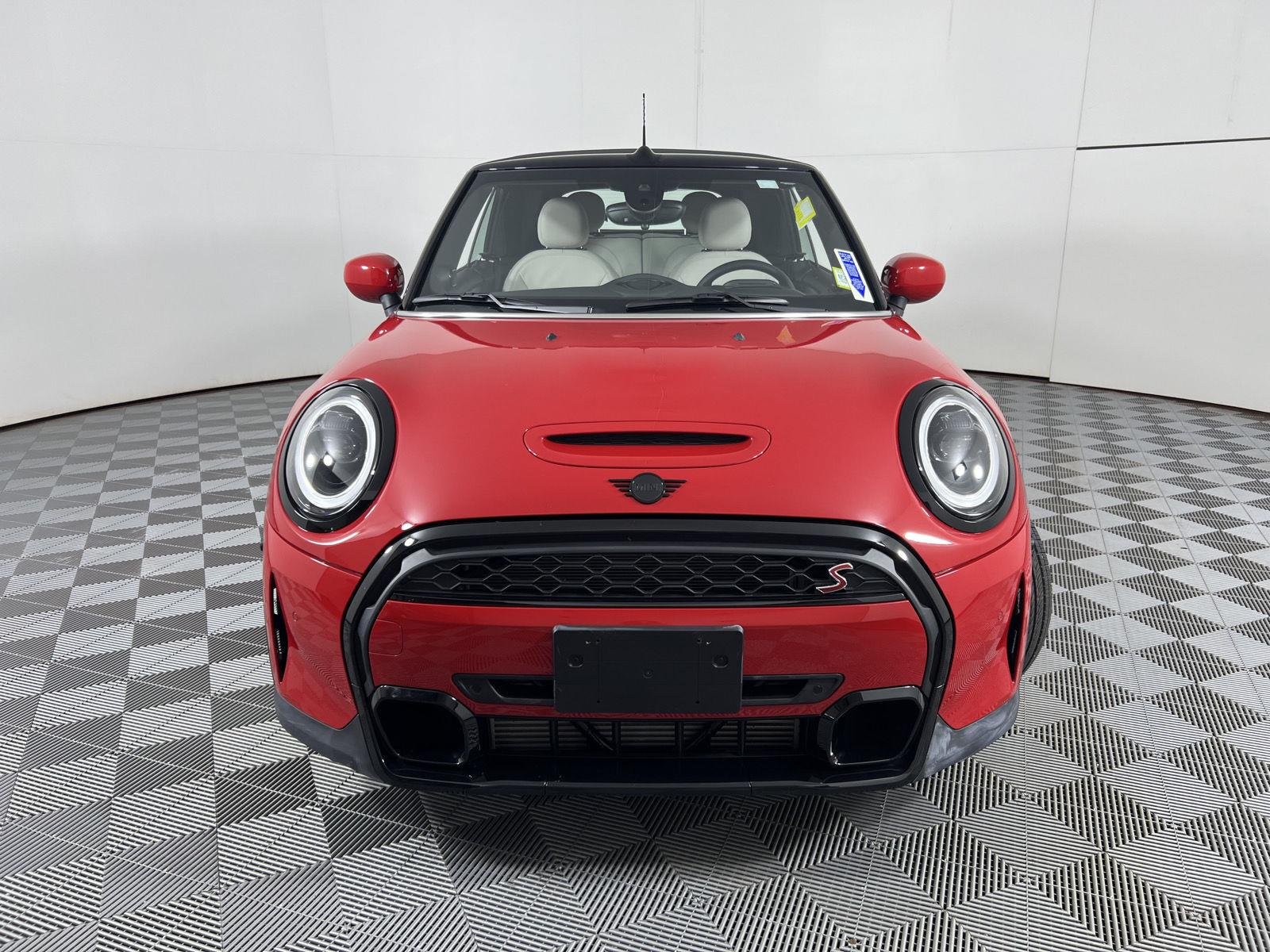 Used 2024 Chili Red MINI Cooper S image 5