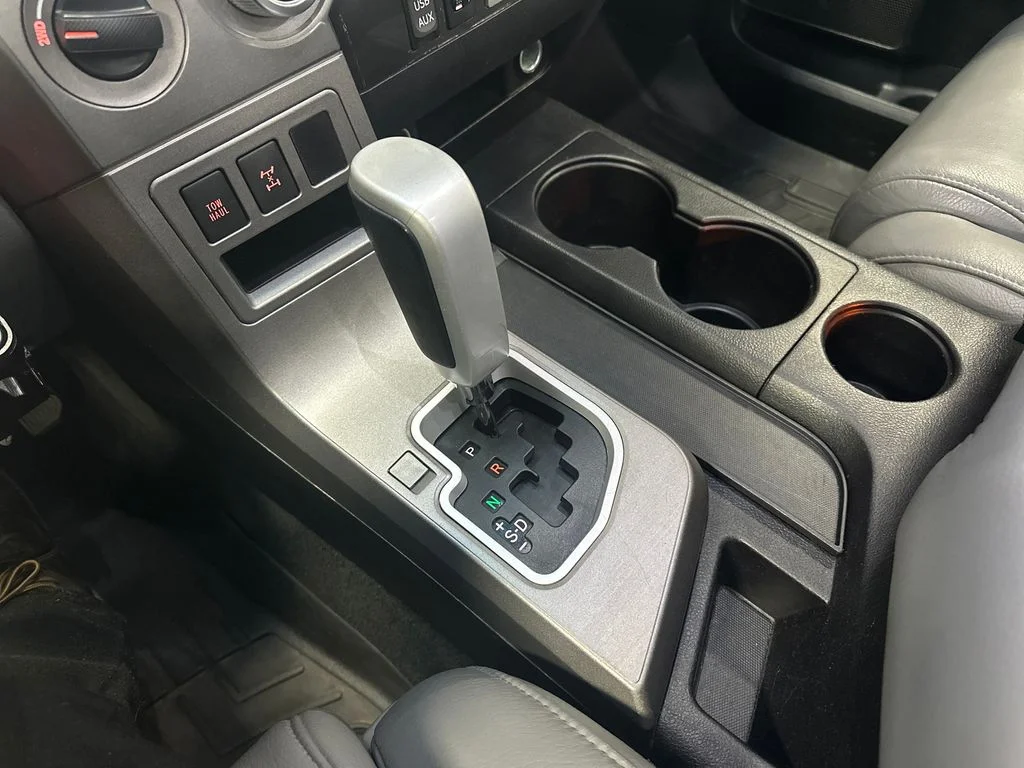 Used 2014 Black Toyota Limited image 25