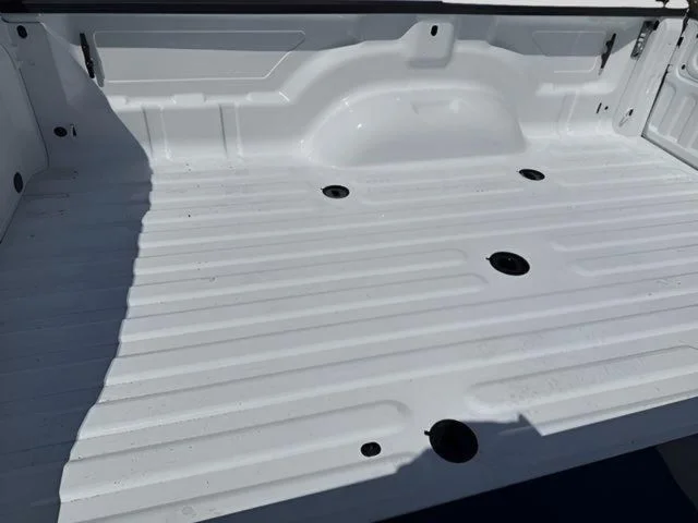 New 2026 Bright White Clear-Coat Exterior Paint RAM Big Horn image 14