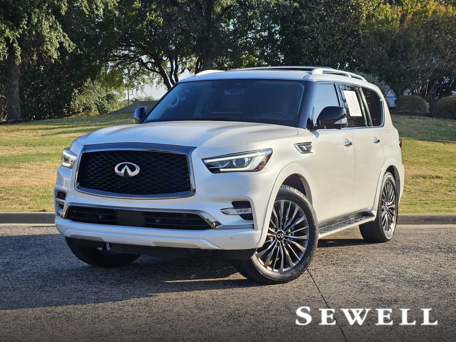 2024 INFINITI QX80