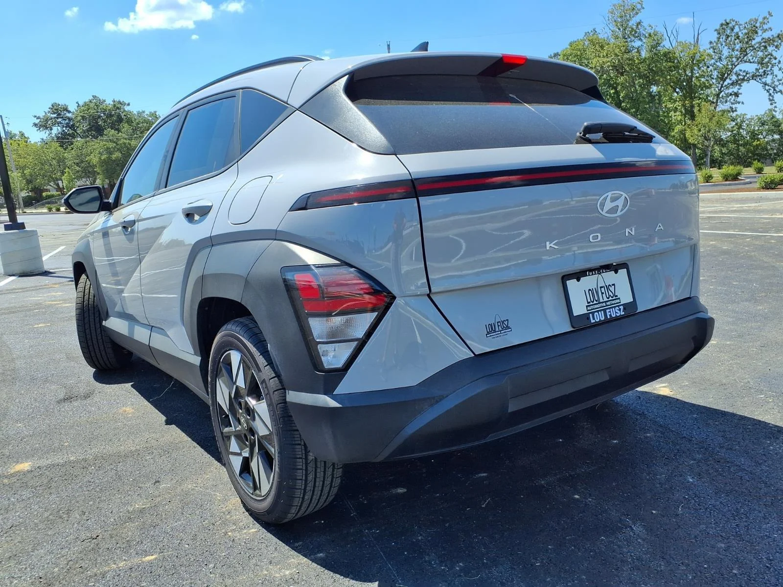 Used 2025 Cyber Gray Metallic Hyundai SEL image 26